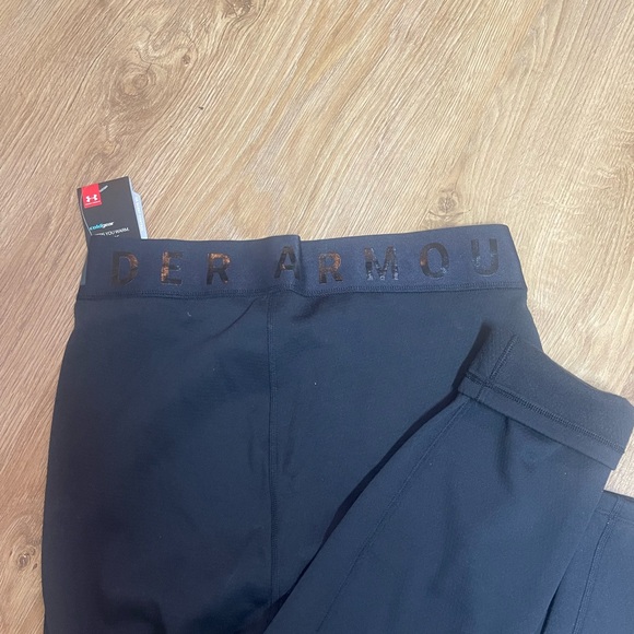 NEW under armour thermal pants - Picture 5 of 5